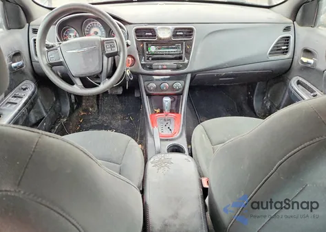 2012 Chrysler 200 Lx z USA, uszkodzony, nr VIN 1C3CCBAB8CN125176